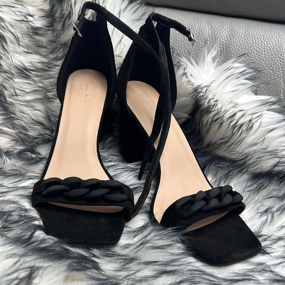 Nicole Miller Black Carina Chain Block Heel Sandal, size 9, NWOT